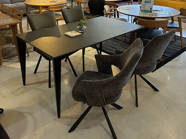 ダイニングチェア